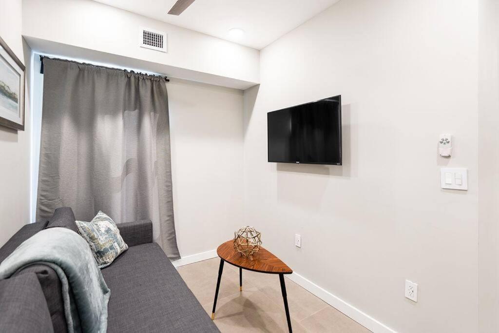 Elegant Miami Apartment East Little Havana / Free Parking Екстер'єр фото